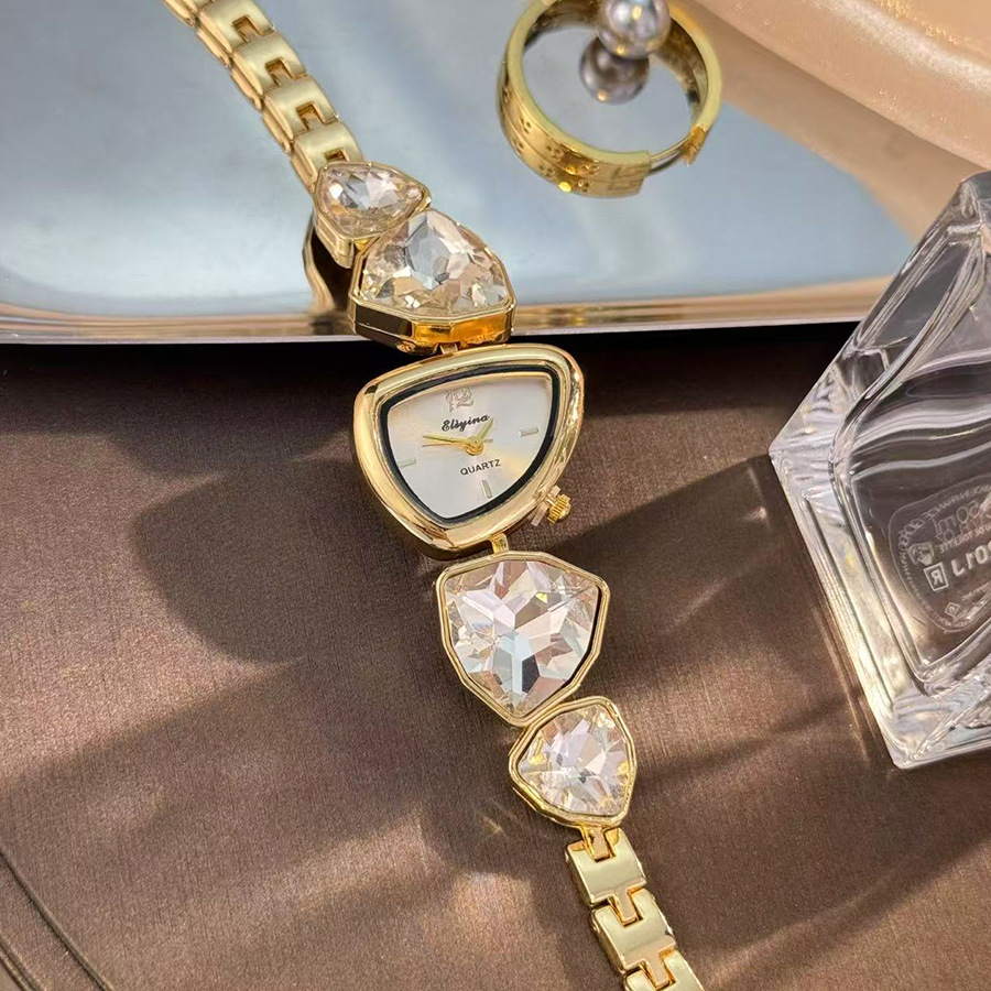 Новая цветная схема, нестандар – обзор и цена Luxury Watch Trading