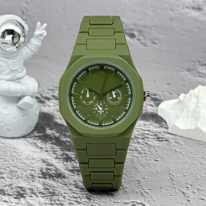 Модные кварцевые часы известно – обзор и цена Luxury Watch Market